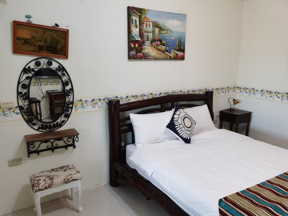 Bed and Breakfast Golden Mary T'ai-tung Zewnętrze zdjęcie